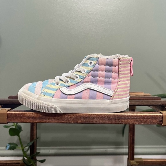 Toddler Vans. - Picture 3 of 4